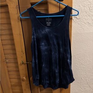 Women’s American Eagle favorite tank top